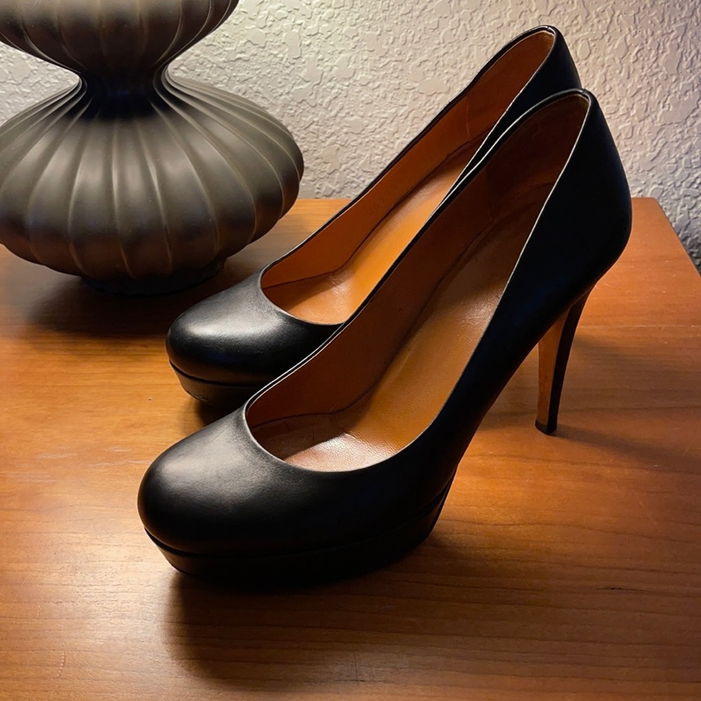 Gucci Shoes